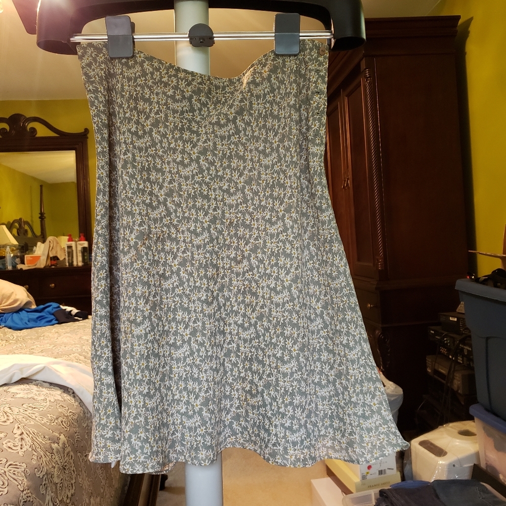 Pre owned skirt